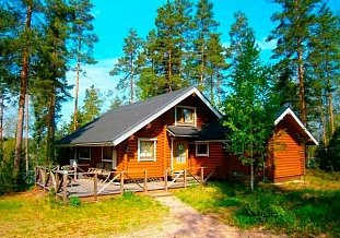 Бревенчатый дом на берегу озера в районе города Heinola – код 29120