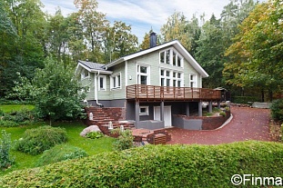 Великолепный дом на берегу озера в Espoo - код 21642