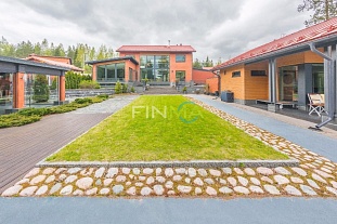 Шикарный дом с крытым бассейном и видом на озеро в пригороде Helsinki - код 54823