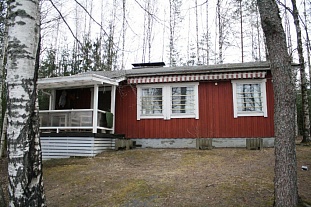Небольшая дача на берегу озера рядом с Mikkeli - код 49494