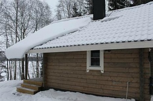 Небольшой дом в Ruokolahti на берегу озера Saimaa - код 33887