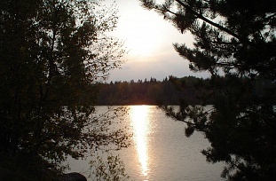Три участка на берегу озера Syvä Vehkjärvi в Luumäki - код 47550