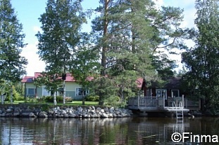 Дом на берегу озера Vangasjarvi в городе  Pieksamaki - код 13871